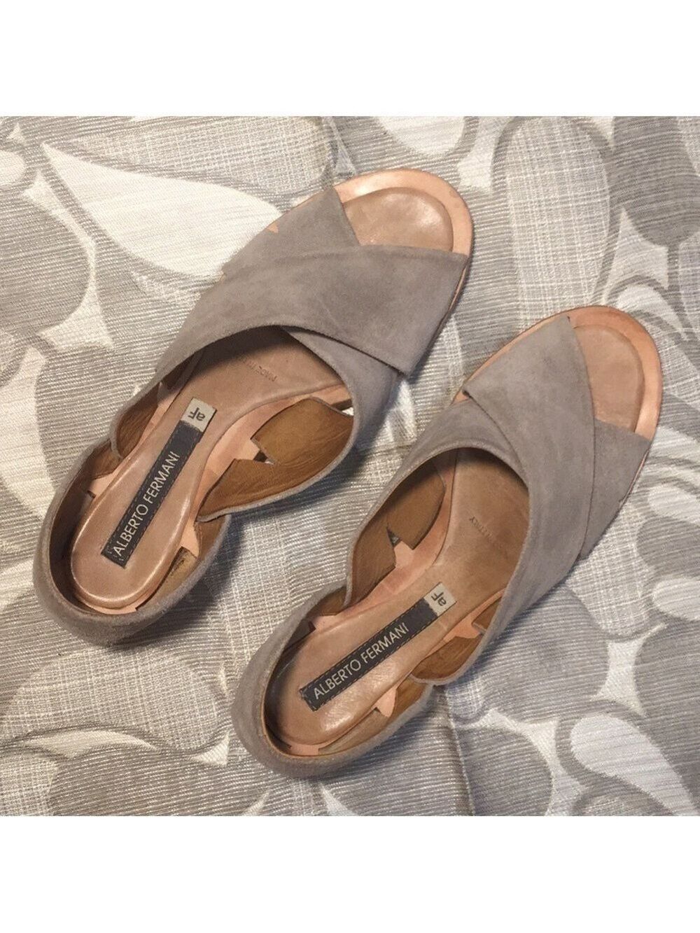 Alberto Fermani Italian Suede Shoes size 6